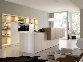 Интерьер кухни с нишей: Оформляем кухонное пространство правильно (в стене, под окном, в углу)