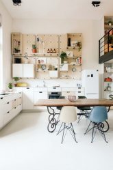 Интерьер кухни с нишей: Оформляем кухонное пространство правильно (в стене, под окном, в углу)