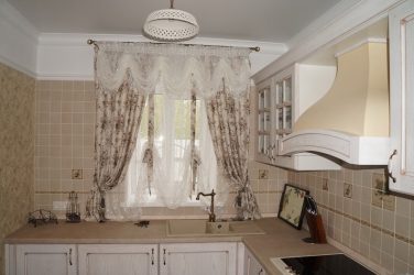 Дизайн современной шторы с ламбрекеном на кухню. Модные тенденции и ТОП-6 советов + 145 ФОТО