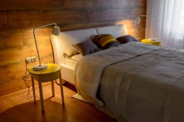 Ламинат в интерьере квартиры (на полу, стенах, потолке). Полезные советы, рекомендации, ТОП-5 трендов + 100 ФОТО