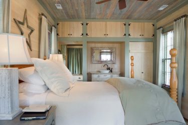 Ламинат в интерьере квартиры (на полу, стенах, потолке). Полезные советы, рекомендации, ТОП-5 трендов + 100 ФОТО