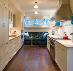 Как Поставить Маленький диван на кухню? 200+ (Фото) Уютных кухонных интерьеров