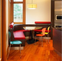 Как Поставить Маленький диван на кухню? 200+ (Фото) Уютных кухонных интерьеров