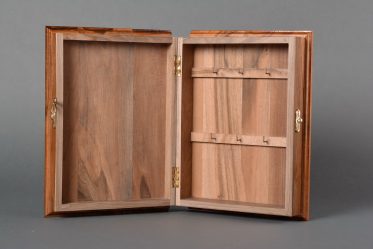 Настенная ключница в прихожую: 140+ (Фото) Оригинальных вариантов своими руками