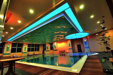 Современные натяжные потолки (матовые, глянцевые, двухуровневые). Выбор и установка от А до Я + 230 ФОТО