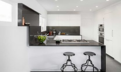 Отделка стен на кухне: 205+ Фото Вариантов (панели, ламинат, штукатурка). Как сочетать практичность с эстетикой?