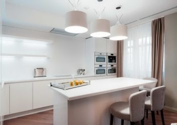 Отделка стен на кухне: 205+ Фото Вариантов (панели, ламинат, штукатурка). Как сочетать практичность с эстетикой?