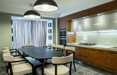 Отделка стен на кухне: 205+ Фото Вариантов (панели, ламинат, штукатурка). Как сочетать практичность с эстетикой?