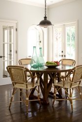 Овальный стол на кухне – Универсальный вариант для любого интерьера (210+ Фото раздвижных, стеклянных и деревянных моделей)