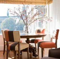 Овальный стол на кухне – Универсальный вариант для любого интерьера (210+ Фото раздвижных, стеклянных и деревянных моделей)