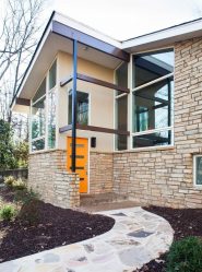 Входные пластиковые двери в частном доме (145+ Фото): Как сделать и надежно, и красиво?