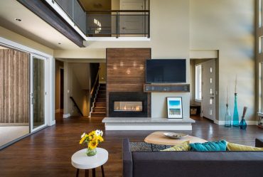 Полка для телевизора на стену (295+ Фото): Нюансы оформления (навесная, угловая, стеклянная)