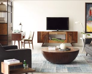 Полка для телевизора на стену (295+ Фото): Нюансы оформления (навесная, угловая, стеклянная)