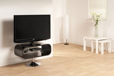 Полка для телевизора на стену (295+ Фото): Нюансы оформления (навесная, угловая, стеклянная)