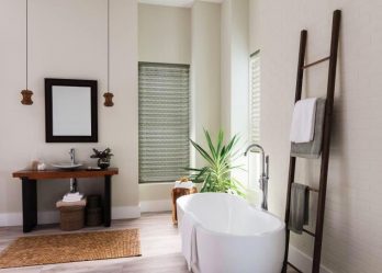 Рольшторы на пластиковые и деревянные окна: Как выбрать и повесить? 220+ (Фото) в Интерьере кухни, спальни, балкона