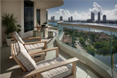 Дизайн Балкона со шкафом – экономим пространство квартиры (165+ Фото). Как сделать красивый Шкаф своими руками?