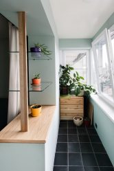 Дизайн Балкона со шкафом – экономим пространство квартиры (165+ Фото). Как сделать красивый Шкаф своими руками?