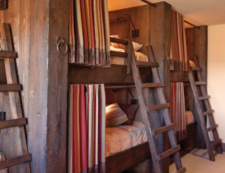 Красивые шторы на люверсах своими руками: Дань моде или Удобная деталь дизайна? 175+ (Фото) новинок для гостиной, спальни, кухни