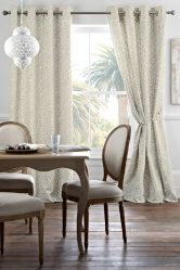 Красивые шторы на люверсах своими руками: Дань моде или Удобная деталь дизайна? 175+ (Фото) новинок для гостиной, спальни, кухни