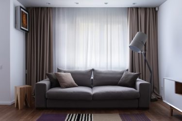 Шторы в гостиную в современном стиле. Стильные идеи, модные новинки 2019 года + 130 ФОТО