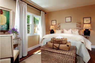 Шторы на балконную дверь: Современные варианты оформления окон