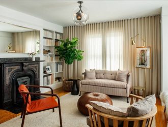 Шторы на балконную дверь: Современные варианты оформления окон