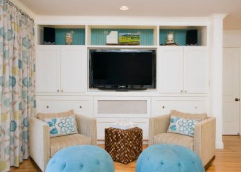 Шторы на балконную дверь: Современные варианты оформления окон