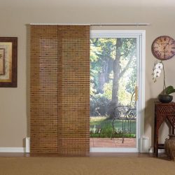 Шторы на балконную дверь: Современные варианты оформления окон