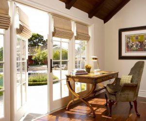 Шторы на балконную дверь: Современные варианты оформления окон