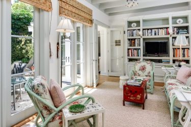 Шторы на балконную дверь: Современные варианты оформления окон