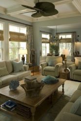 Шторы на балконную дверь: Современные варианты оформления окон