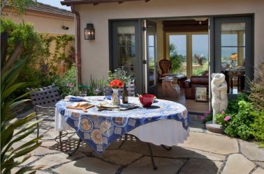 Экспериментируем со скатертями на стол: 265+ Фото Красивых и современных вариантов (силиконовая, прозрачная, ажурная)