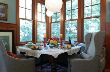 Экспериментируем со скатертями на стол: 265+ Фото Красивых и современных вариантов (силиконовая, прозрачная, ажурная)