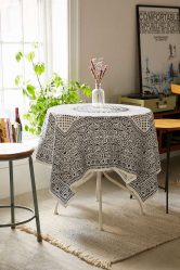 Экспериментируем со скатертями на стол: 265+ Фото Красивых и современных вариантов (силиконовая, прозрачная, ажурная)