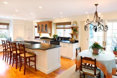 Экспериментируем со скатертями на стол: 265+ Фото Красивых и современных вариантов (силиконовая, прозрачная, ажурная)