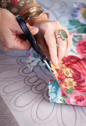 Экспериментируем со скатертями на стол: 265+ Фото Красивых и современных вариантов (силиконовая, прозрачная, ажурная)