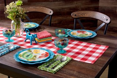 Экспериментируем со скатертями на стол: 265+ Фото Красивых и современных вариантов (силиконовая, прозрачная, ажурная)