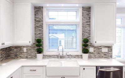 Стеклянные фартуки, скинали для кухни – Подборка идей и гид по стилю (140+ Фото)