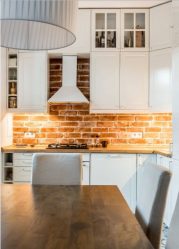 Стеклянные фартуки, скинали для кухни – Подборка идей и гид по стилю (140+ Фото)