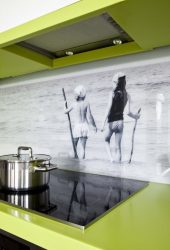 Стеклянные фартуки, скинали для кухни – Подборка идей и гид по стилю (140+ Фото)