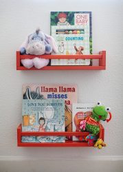 Стеллаж для книг и игрушек в детскую комнату: Простое и оригинальное решение системы хранения своими руками (225+Фото)