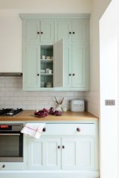 Столешница из камня — меняем интерьер кухни. Особенности применения