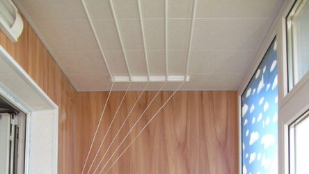 85+ Фото Приспособлений для Сушки белья на балконе своими руками: Вешалка, Лианы, Веревки. Какой Вариант выбрать?