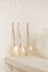 Сочетание обоев и мебели в интерьере гостиной/спальни/кухни/детской. На сколько важным является выбор?