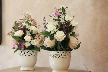 Цветы в интерьере: 175+ (Фото) Красивых сочетаний (в гостиной, спальне, на кухне)