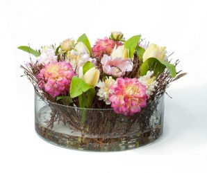 Цветы в интерьере: 175+ (Фото) Красивых сочетаний (в гостиной, спальне, на кухне)