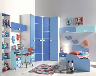 Угловой Шкаф-купе в современную спальню: от маленьких до больших. Каким может быть его наполнение?