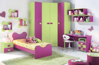 Угловой Шкаф-купе в современную спальню: от маленьких до больших. Каким может быть его наполнение?