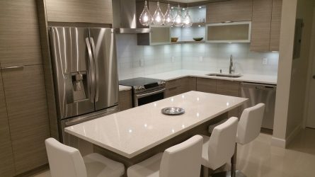 Узкая и длинная Кухня — Как оформить? Нюансы и хитрости для маленького интерьера (175+ Фото)