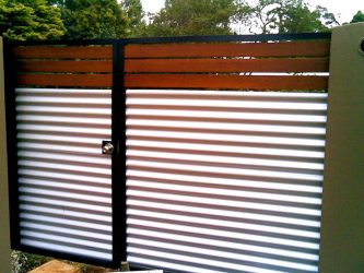 Забор из профнастила для Частного Дома: 135+ (Фото) Красивых ограждений своими руками